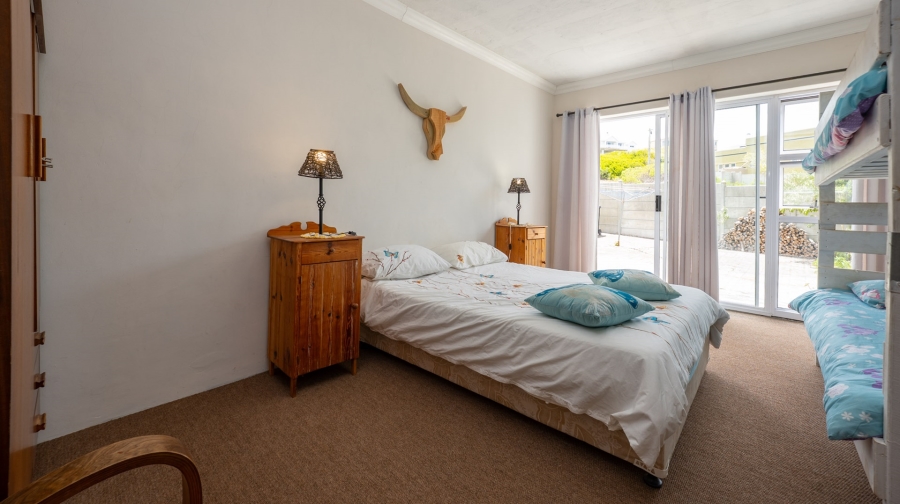 3 Bedroom Property for Sale in Struisbaai Western Cape